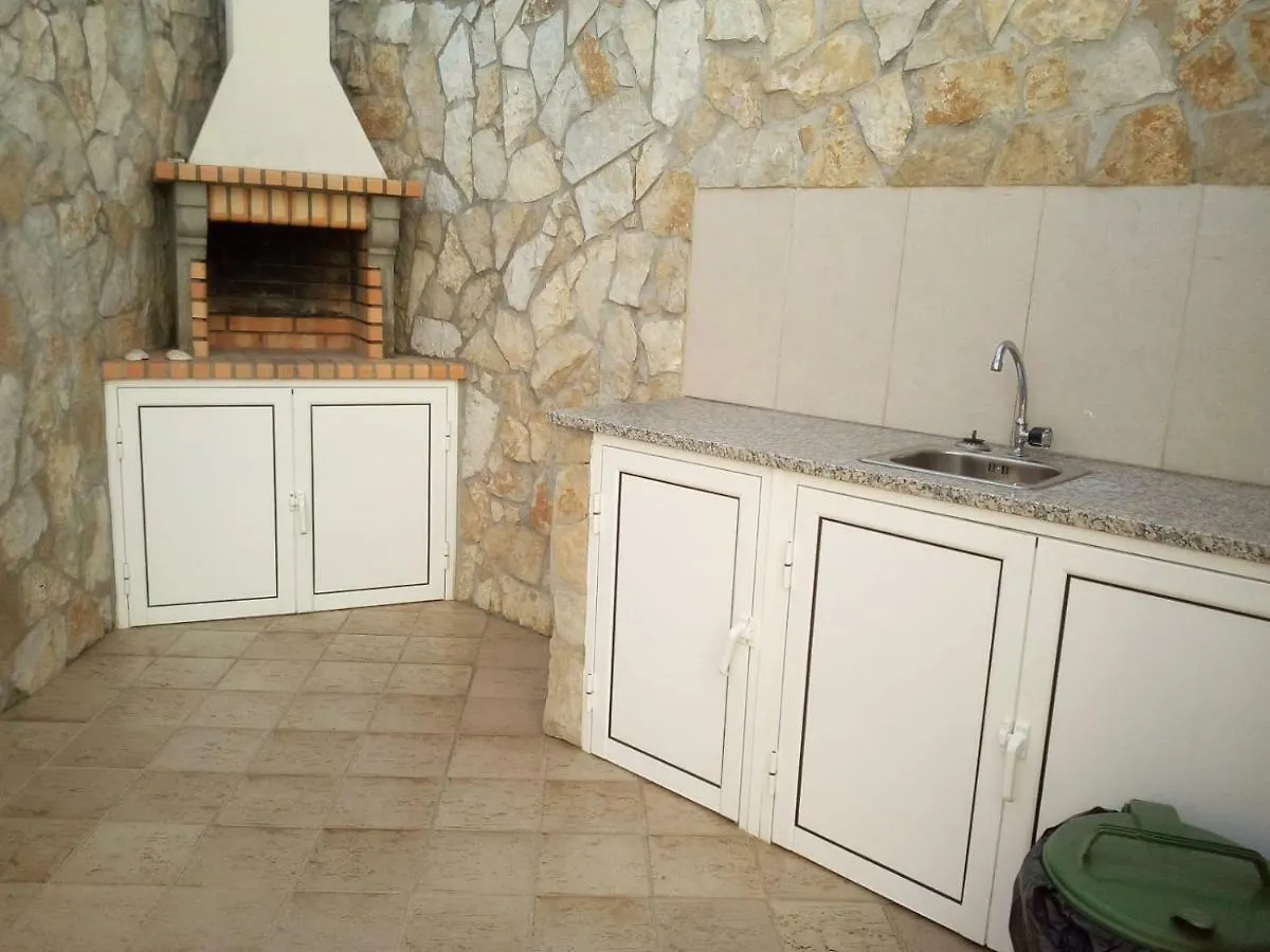 Sol & Mar Apartment Lagos Homestay